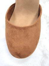 Load image into Gallery viewer, Dark Camel closed toe wedge
